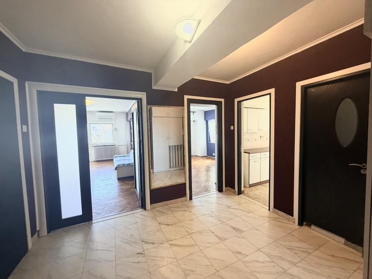 Apartament cu 2 camere decomandat, mobilat în Unirii