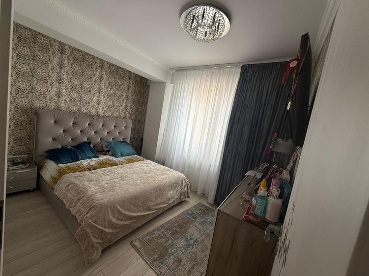 Apartament cu 3 camere decomandat, mobilat în Chiajna