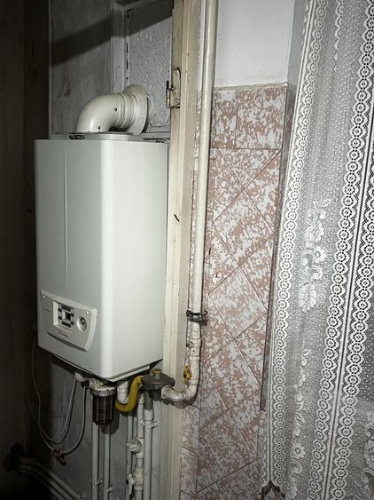 Apartament cu 2 camere decomandat în Băceni