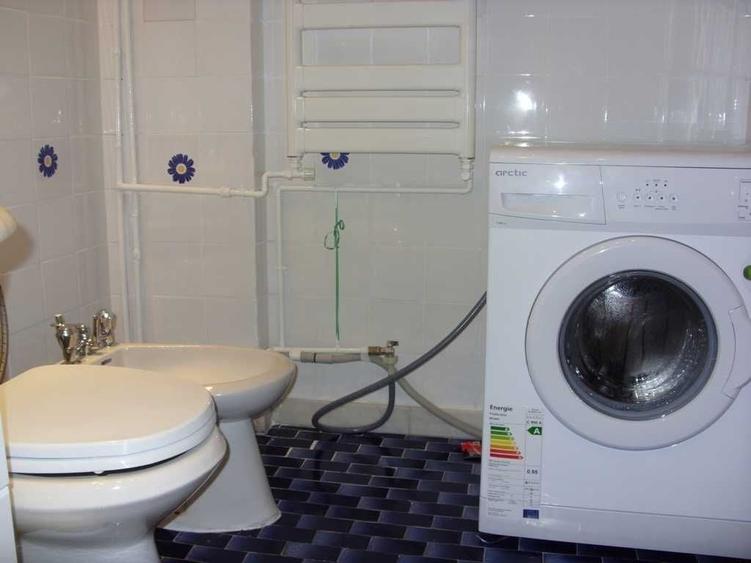 Apartament cu 3 camere decomandat în Ultracentral