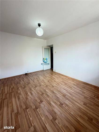 Vanzare apartament 2 camere decomandat, Grivitei, etajul 2, insorit - 7