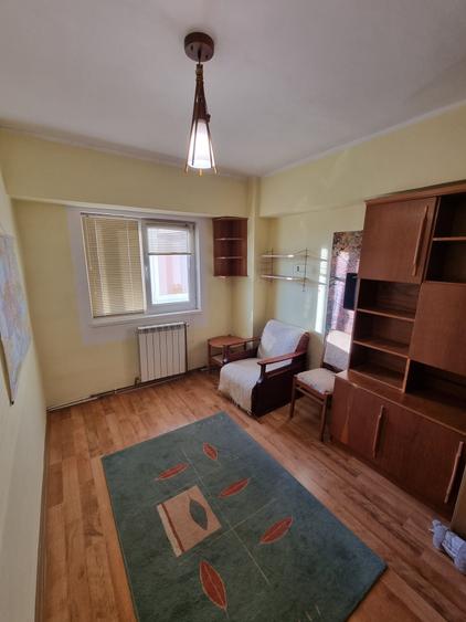 Apartament cu 4 camere decomandat în Nord