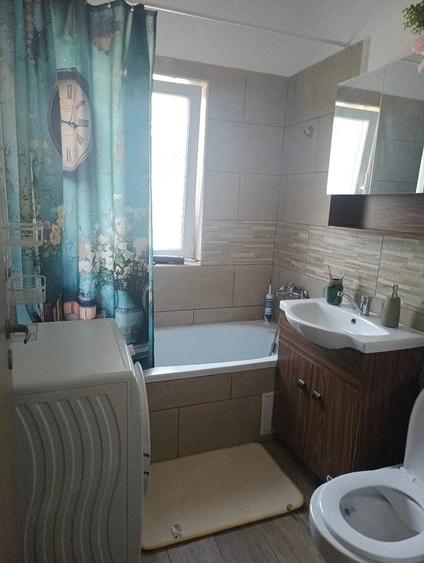 Apartament cu 2 camere decomandat în Ghiroda