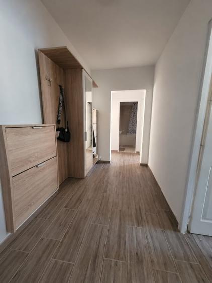 Apartament cu 2 camere decomandat, mobilat în Bogdan Vodă