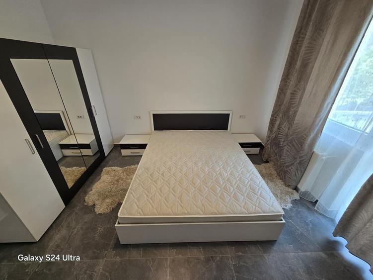 Apartament cu 2 camere decomandat în Apărătorii Patriei