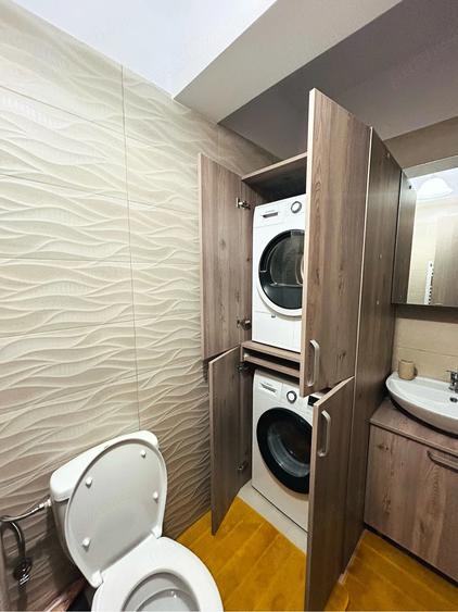 Apartament cu 3 camere decomandat în Fundeni
