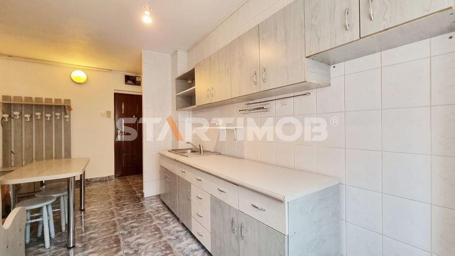 Apartament cu 2 camere decomandat în Răcădău