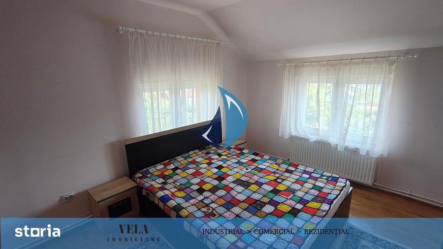 Casă cu 4 camere cu Teren 460 Mp în Livezeni