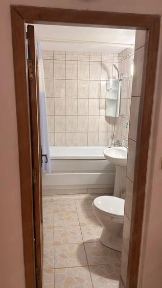 Apartament cu 2 camere decomandat în Traian