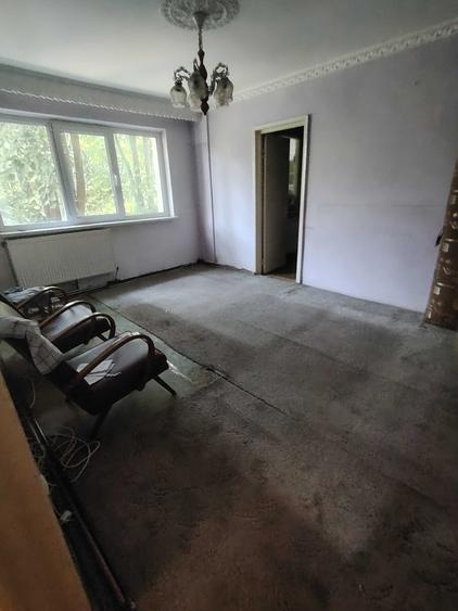 Apartament cu 2 camere nedecomandat în Central