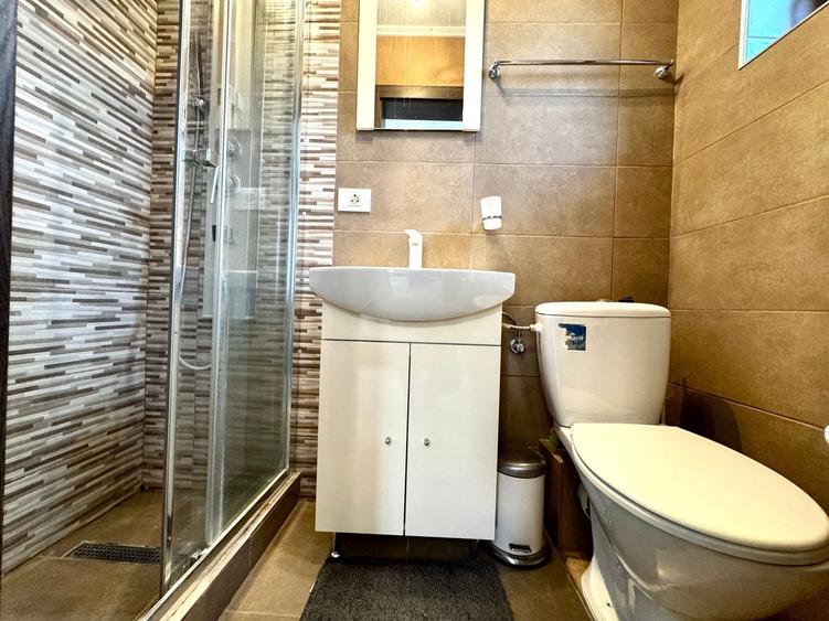 Duplex cu 5 camere cu Canalizare în Dumbrăvița
