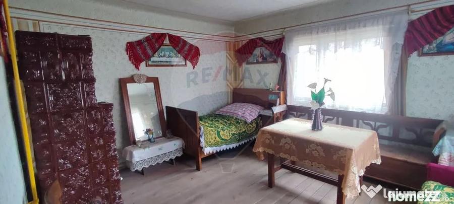 Casă cu 3 camere cu Teren 1361 Mp în Gârdani