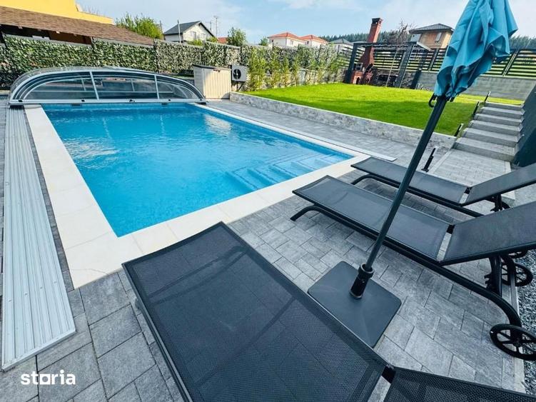 Casă cu 5 camere decomandat cu Piscina în Chinteni