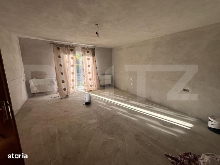 Casă cu 4 camere în Chiraleș