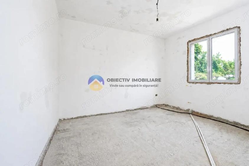 Casă cu Teren 1235 Mp în Rediu