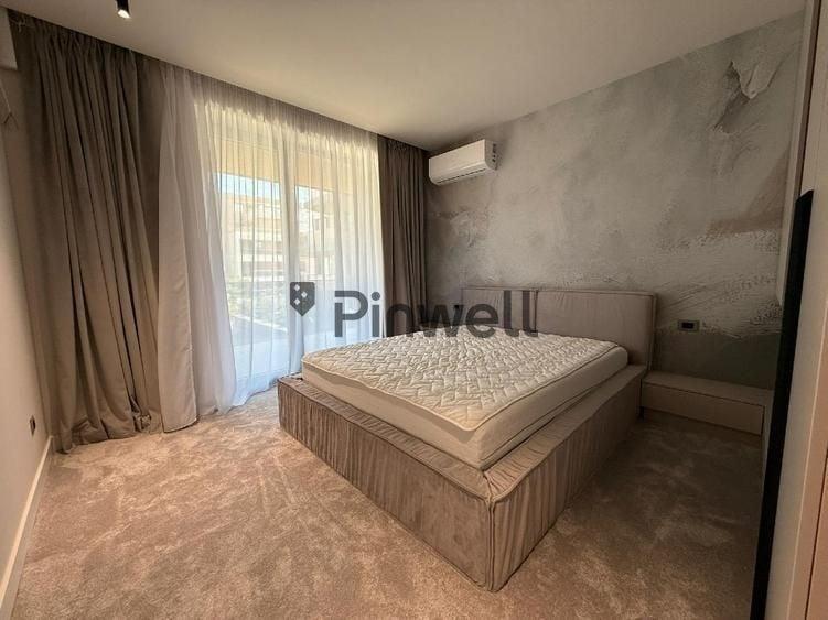 Apartament cu 4 camere decomandat, mobilat în Central