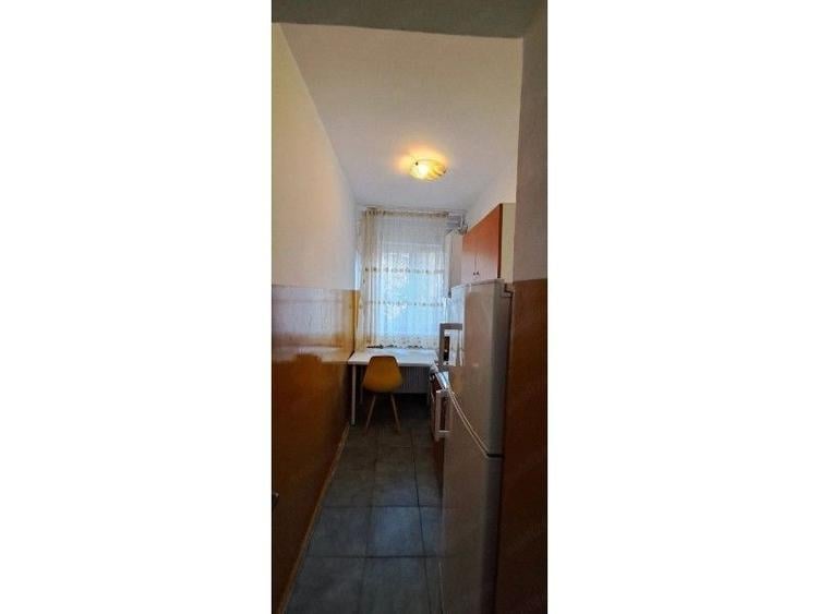 Garsonieră decomandată în Take Ionescu