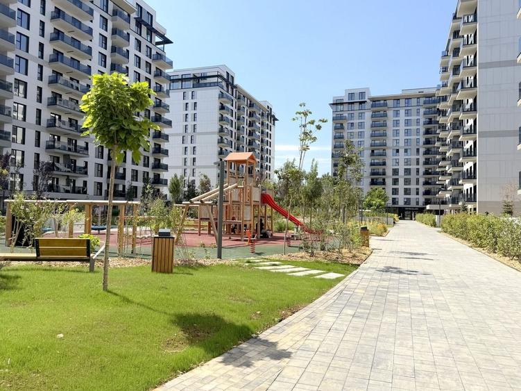 Apartament cu 2 camere decomandat în Aviației