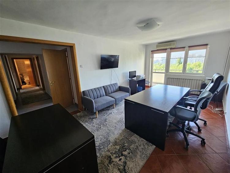 Apartament cu 3 camere decomandat, mobilat în Unirii