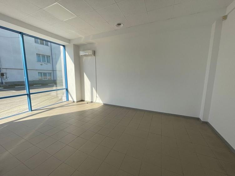Spațiu comercial, de 380 mp, în Calea Severinului