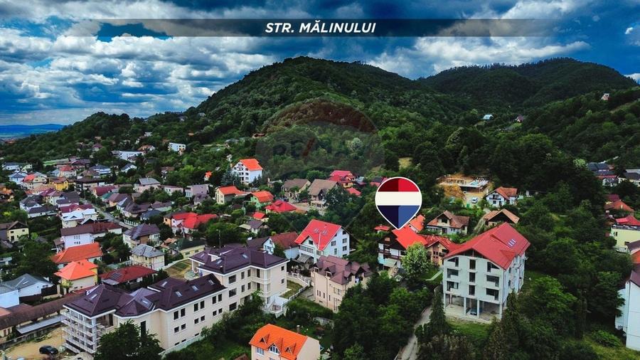 Birou, de 350 mp, în Valea Roșie