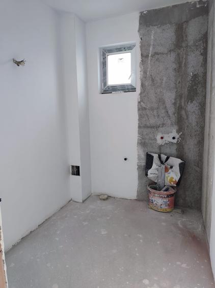 Casă individuală cu 5 camere cu Teren 430 Mp în Săbăreni
