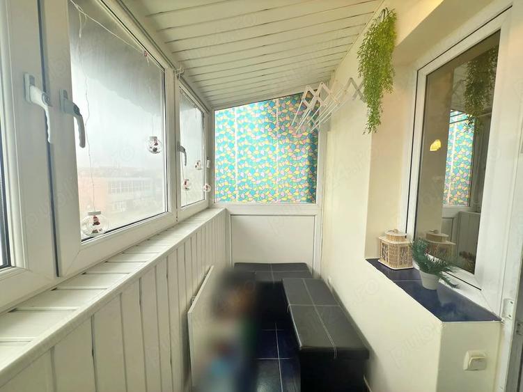 Apartament cu 4 camere decomandat în Vladimirescu