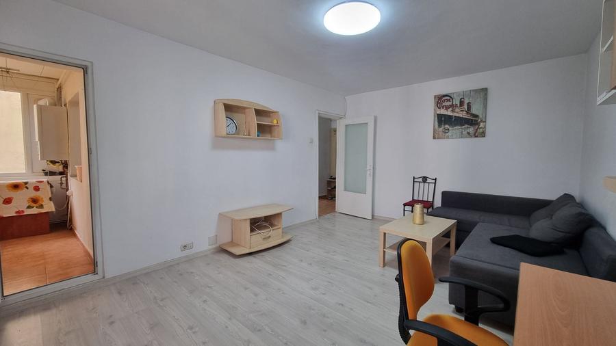 Apartament cu 2 camere decomandat în Pipera