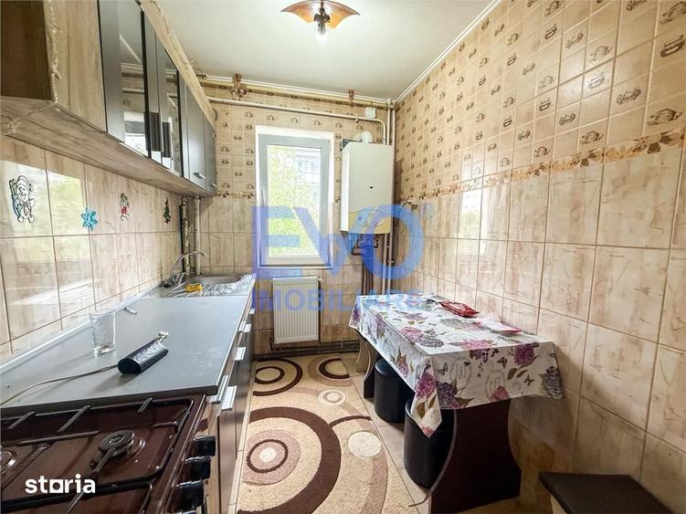 Apartament cu 2 camere, centrala termica, etajul 2, zona Zimbru - 11