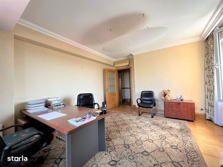 Apartament cu 3 camere decomandat în Aviatorilor