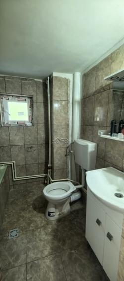 Casă individuală cu 4 camere cu Canalizare în Breaza