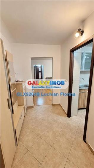 Apartament cu 3 camere semidecomandat, mobilat în Berceni