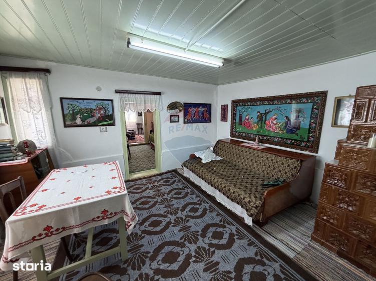 Casă cu 3 camere cu Teren 1459 Mp în Nănești