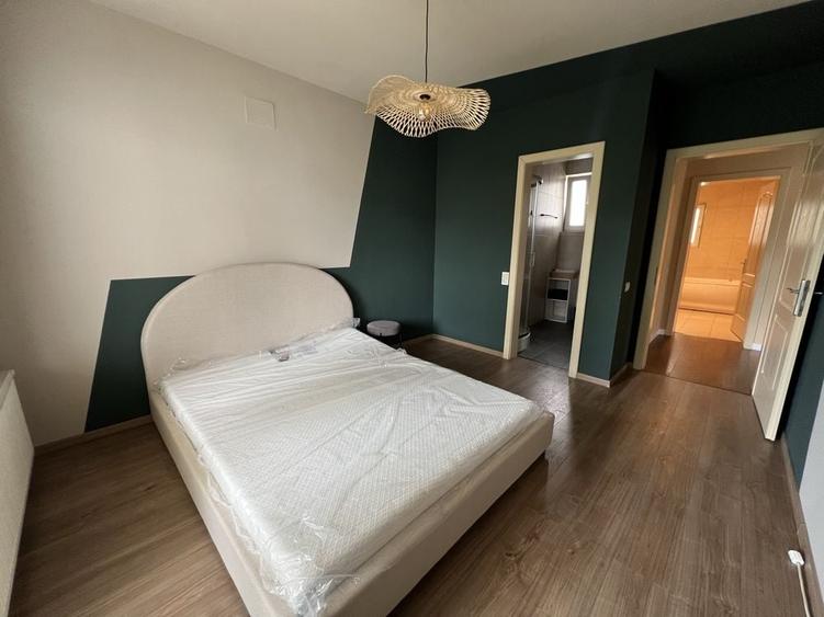 Apartament cu 4 camere în Central