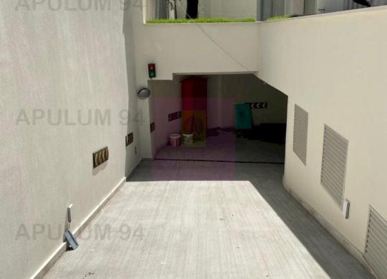 Apartament cu 4 camere decomandat în Ultracentral