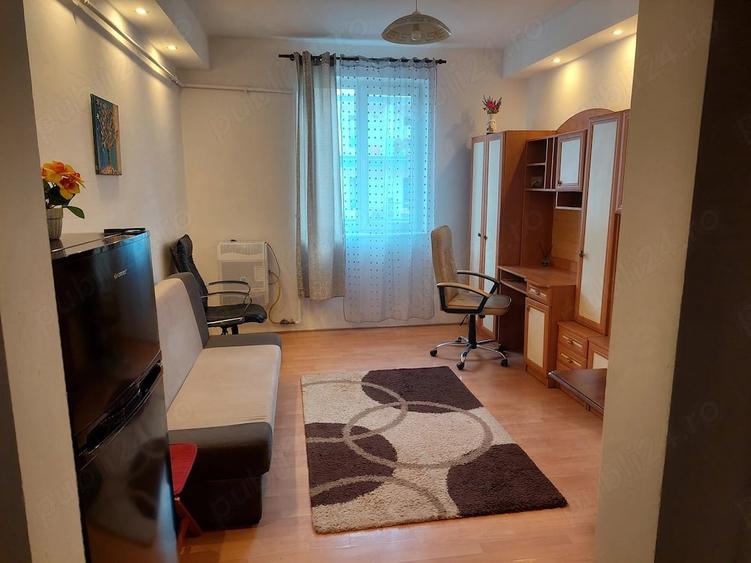 Garsonieră nedecomandată în Exterior Vest