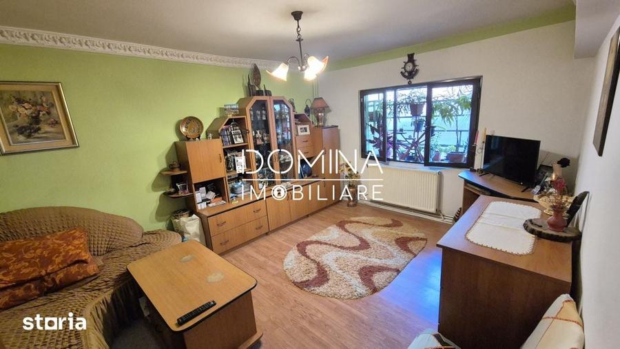 Apartament cu 3 camere decomandat în Teilor