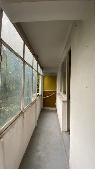 Apartament cu 3 camere decomandat în Tineretului