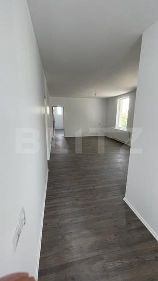 Casă individuală cu 4 camere cu Canalizare în Bascov