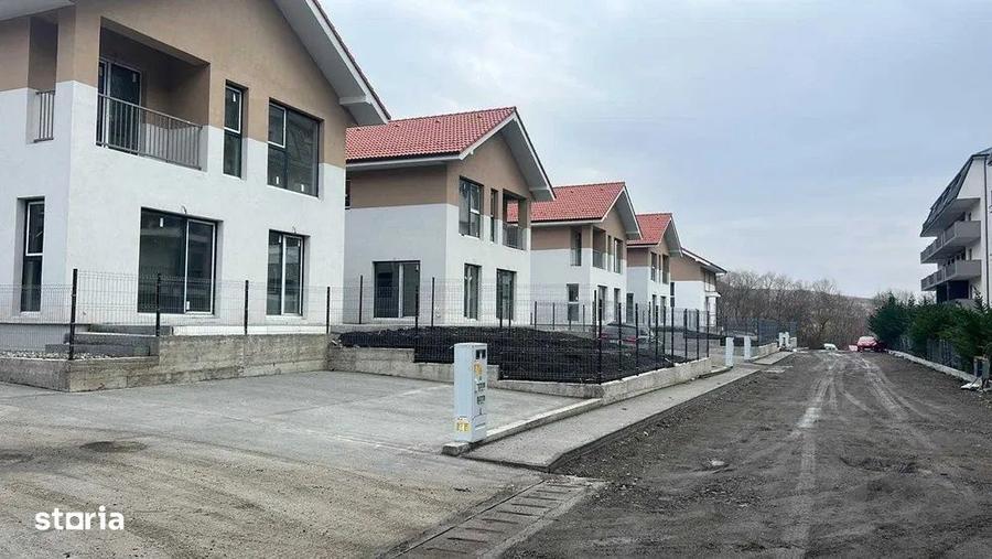 Duplex, 118 mp utili, teren 550 mp | intrare in Chinteni - 1