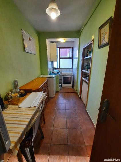 Apartament cu 3 camere decomandat în Ștrand