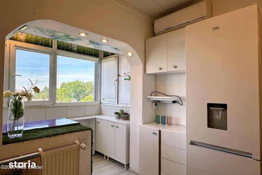 Apartament cu 3 camere, mobilat în Vitan