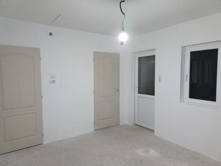 Casă cu 3 camere în Sântimreu
