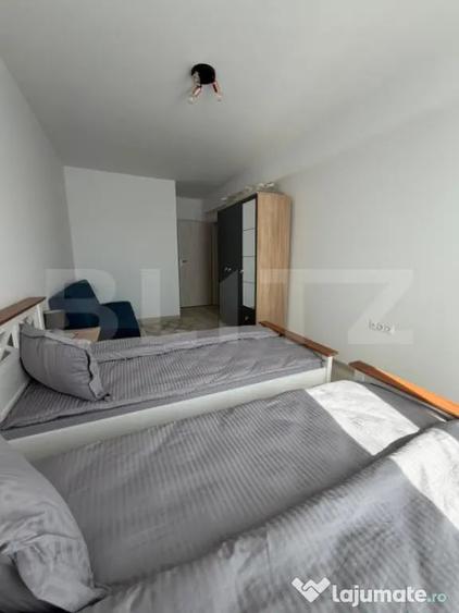 Inchiriez apartament- 3 camere, zona Maurer - 7