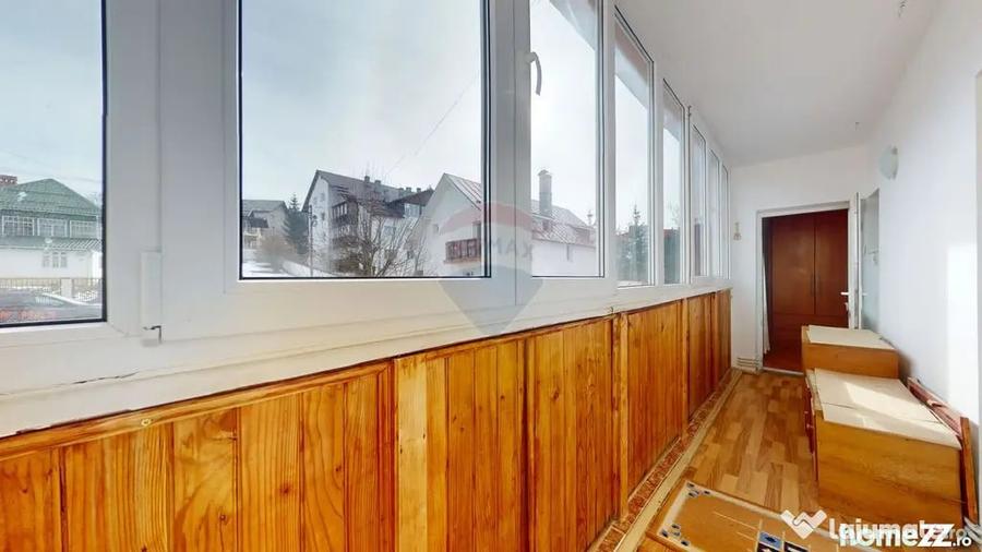Apartament cu 3 camere decomandat în Eroilor