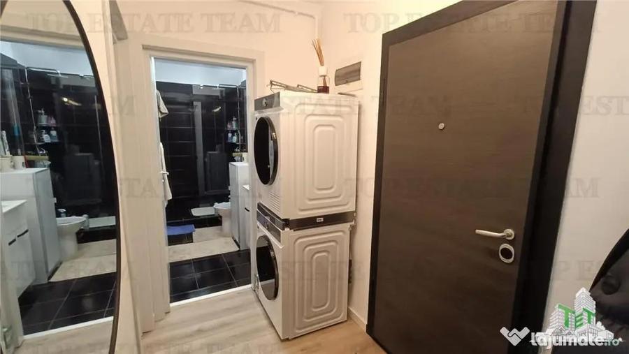 Apartament cu 2 camere semidecomandat, mobilat în Central