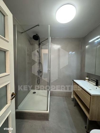 Apartament cu 3 camere, mobilat în Tineretului