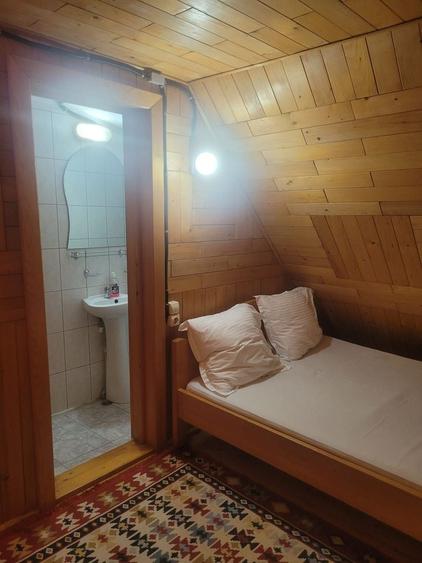 Hotel/Pensiune, de 400 mp, în Sat Vacanță