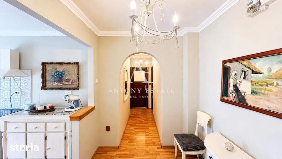 Apartament cu 3 camere în Central