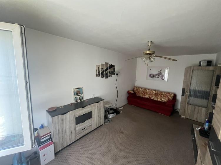 Apartament cu 2 camere decomandat, mobilat în Rahova